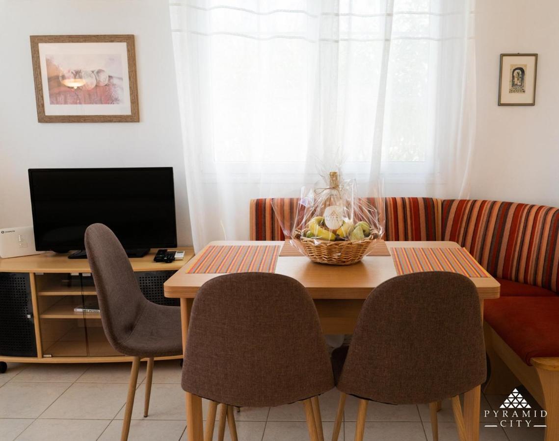 Villa Poseidon Agios Spyridon  エクステリア 写真