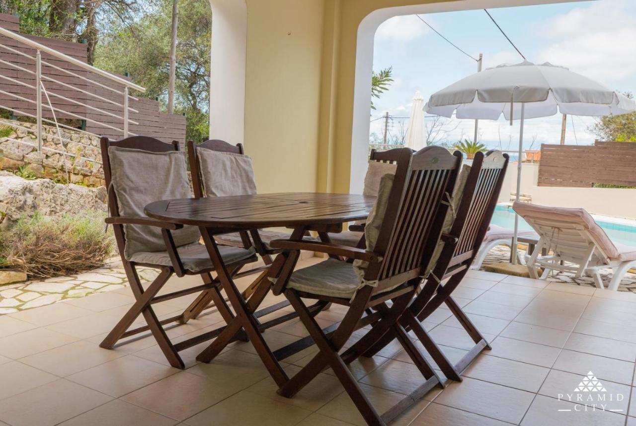 Villa Poseidon Agios Spyridon  エクステリア 写真