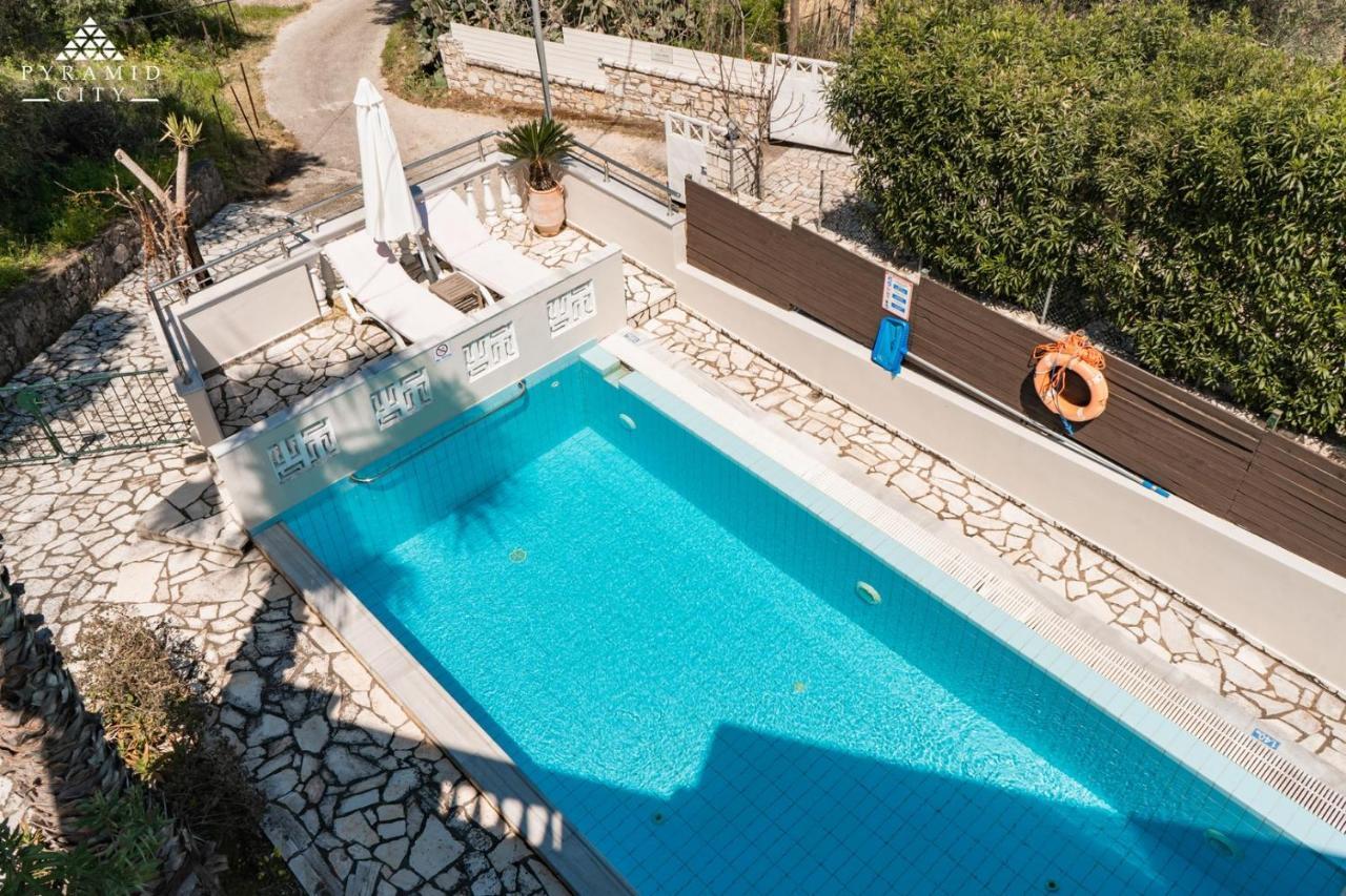 Villa Poseidon Agios Spyridon  エクステリア 写真