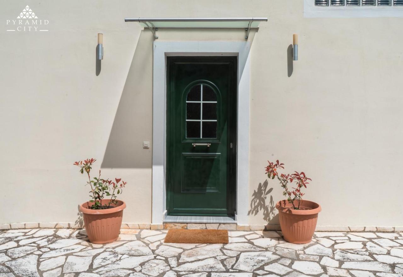 Villa Poseidon Agios Spyridon  エクステリア 写真