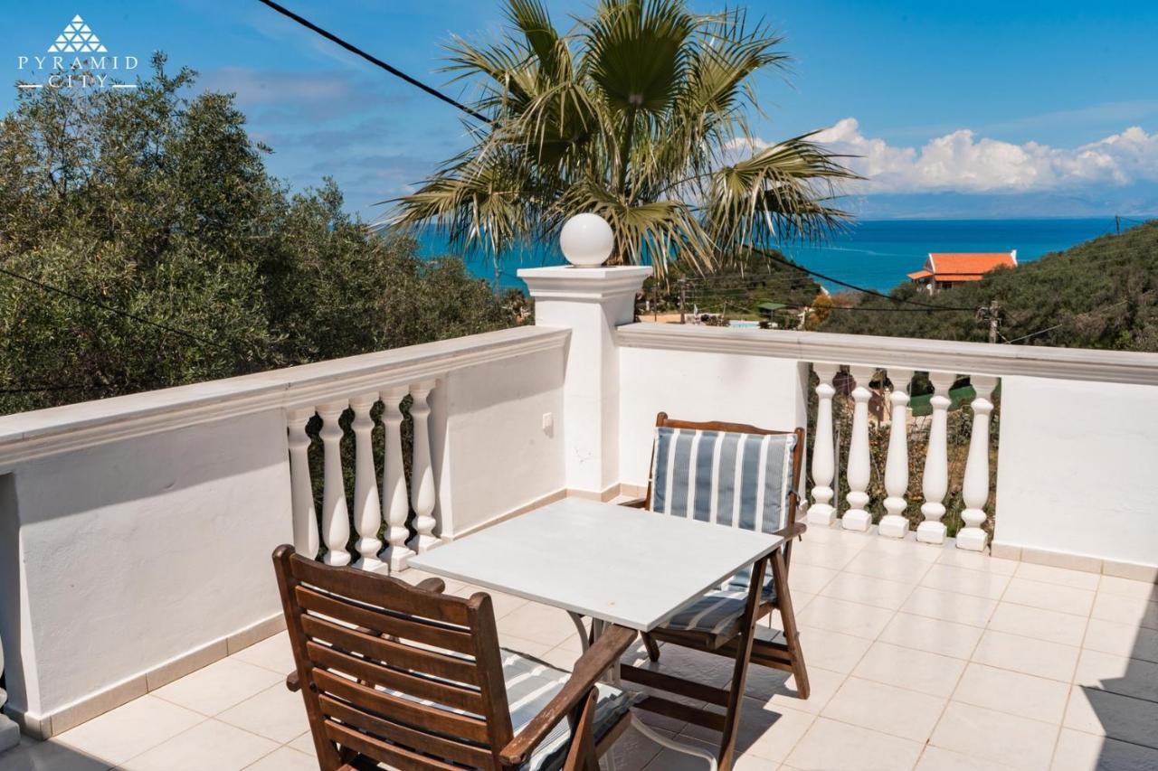 Villa Poseidon Agios Spyridon  エクステリア 写真